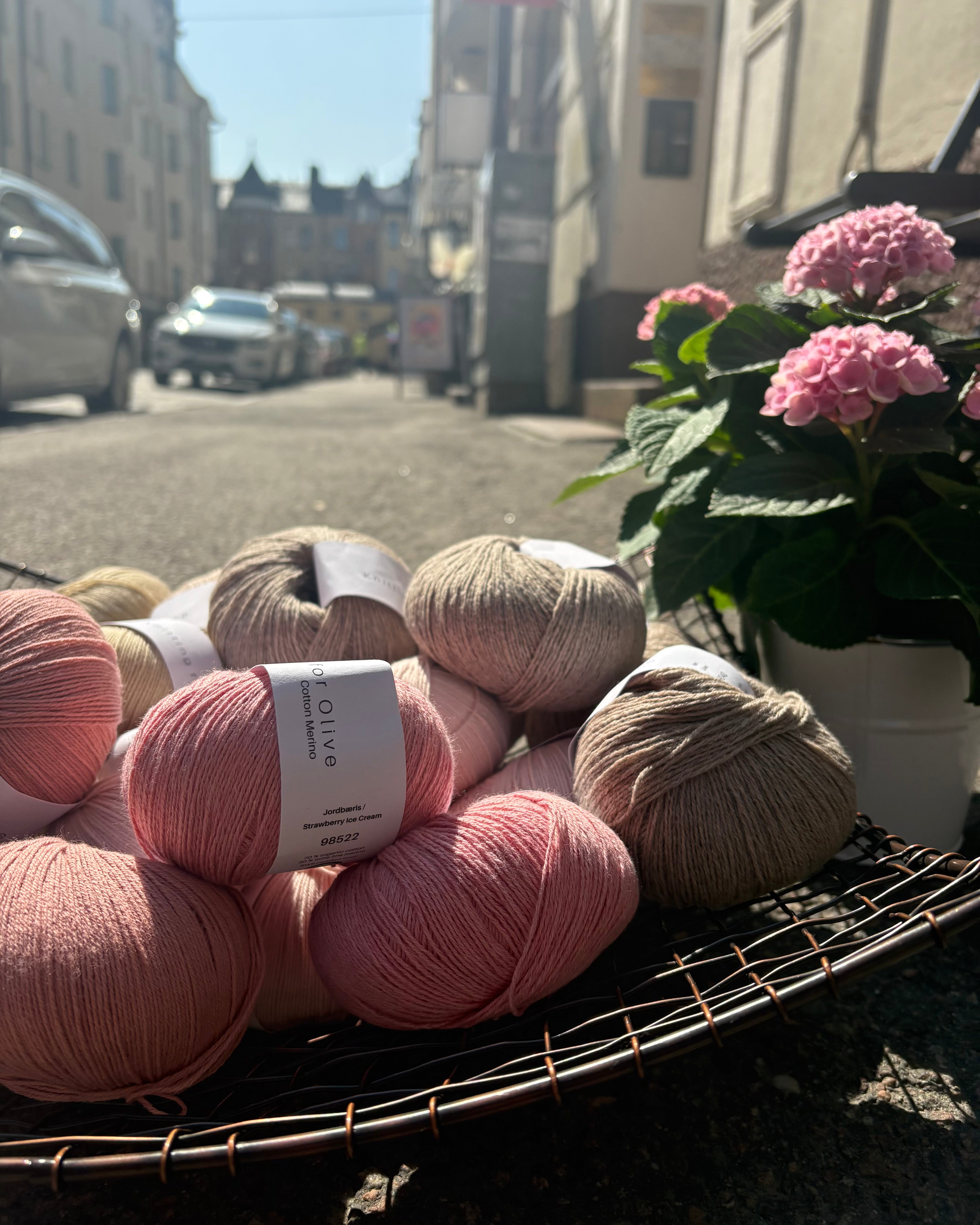 Neulelanka 
Cotton Merino
Knitting for Olive
puuvillamerinolanka
KFO